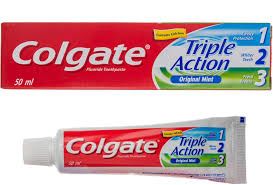 Colgate Паста за зъби Triple Action 75 мл
