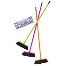 Четка/метла за под с дръжка Neon 120 см - различни цветове