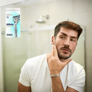 Gillette самобръсначка SKINGUARD Sensitive