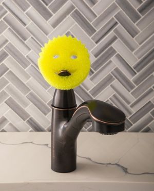 Scrub Daddy COLORS недраскаща гъба за почистване - Lemon