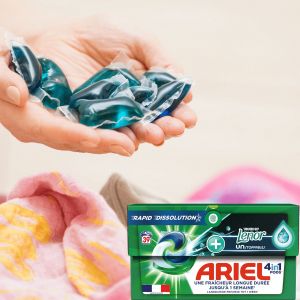 Ariel капсули 4 в 1 за цветно 39 бр
